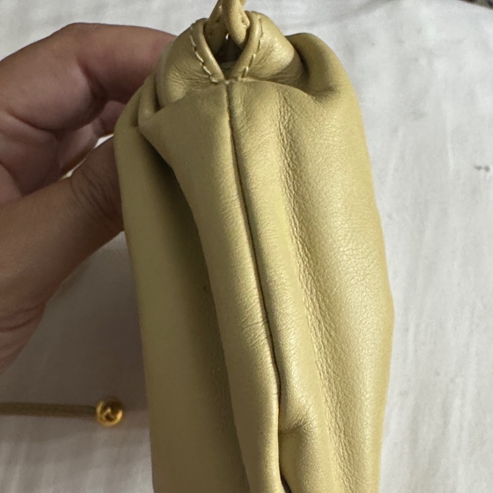 Bottega Veneta Pale Yellow Gathered Drawstring Wristlet - Picture 7 of 9